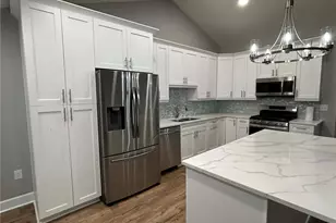 29 Winding Creek Ct, Dawsonville, GA 30534 - Photo 2