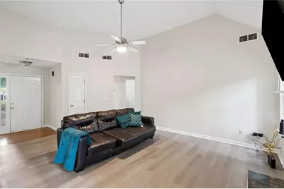 20 Creekview Court, Covington, GA 30016 - Photo 6