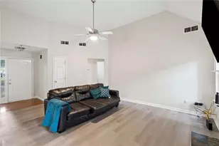 20 Creekview Ct, Covington, GA 30016 - Photo 6