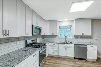 725 Anderson Walk, Marietta, GA 30062 - Photo 12