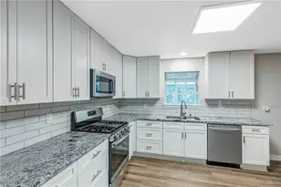725 Anderson Walk, Marietta, GA 30062 - Photo 12