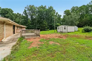 726 N McDonough Rd, Griffin, GA 30223 - Photo 56