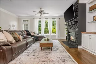 1513 Whitehead Bluff NW, Atlanta, GA 30318 - Photo 10