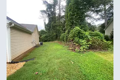 911 Castle Court, Monroe, GA 30656 - Photo 8