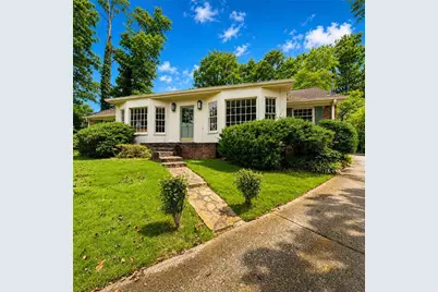920 Buckingham Circle NW, Atlanta, GA 30327 - Photo 2