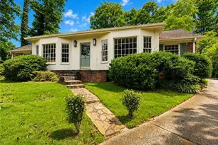 920 Buckingham Cir NW, Atlanta, GA 30327 - Photo 2