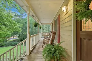 302 Crabapple Ct, Powder Springs, GA 30127 - Photo 4