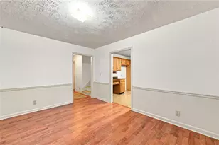 302 Crabapple Ct, Powder Springs, GA 30127 - Photo 6
