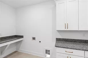 275 Strawberry Ln, Woodstock, GA 30189 - Photo 18