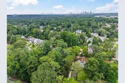 2974 Cynthia Drive NE, Atlanta, GA 30319 - Photo 36