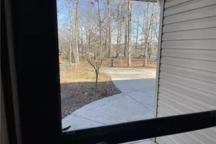 3492 Point View Cir, Gainesville, GA 30506 - Photo 6