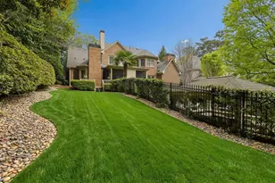 4966 Long Island Dr, Atlanta, GA 30327 - Photo 52