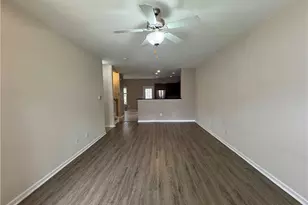 3058 Cedar Glade Ln, Buford, GA 30519 - Photo 2