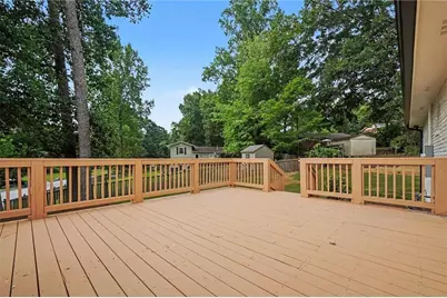 2098 Dundee Drive SE, Smyrna, GA 30080 - Photo 26