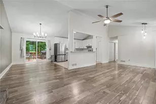 2641 Foxglove Dr SW, Marietta, GA 30064 - Photo 10