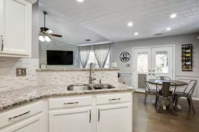 5238 Leecroft Drive, Buford, GA 30518 - Photo 12
