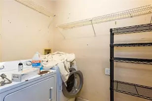 453 N Pineview Ct, Decatur, GA 30030 - Photo 18