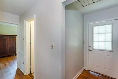453 N Pineview Court, Decatur, GA 30030 - Photo 4