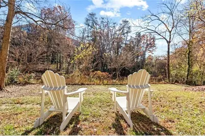 1333 Victor Road NE, Atlanta, GA 30324 - Photo 2