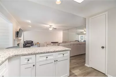 31 Muncy Court SE, Smyrna, GA 30080 - Photo 4