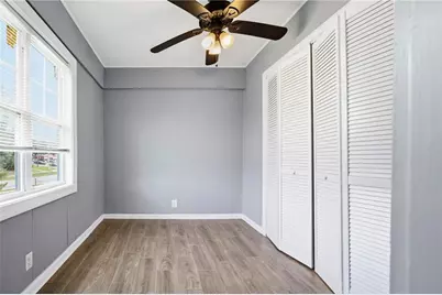 421 E Crogan Street, Lawrenceville, GA 30046 - Photo 4