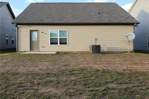 939 Independence Ave, Pendergrass, GA 30567 - Photo 14