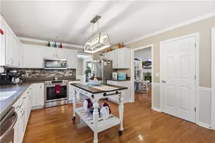 12 Appling Way NE, Cartersville, GA 30121 - Photo 2