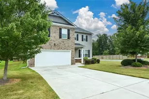 141 Cranapple Ln, McDonough, GA 30253 - Photo 2