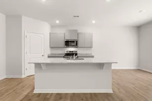 8193 Elkhorn Ct, Fairburn, GA 30213 - Photo 6