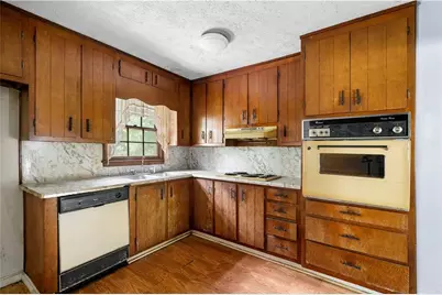1056 Baker Lane, Marietta, GA 30062 - Photo 8