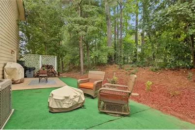 217 Peachtree Hollow Court, Sandy Springs, GA 30328 - Photo 16