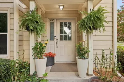 217 Peachtree Hollow Court, Sandy Springs, GA 30328 - Photo 4