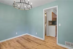 6241 Brookfield Dr, Murrayville, GA 30564 - Photo 10