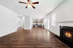3132 Hawthorn Farm Blvd, Loganville, GA 30052 - Photo 24