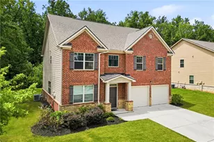 3132 Hawthorn Farm Blvd, Loganville, GA 30052 - Photo 2