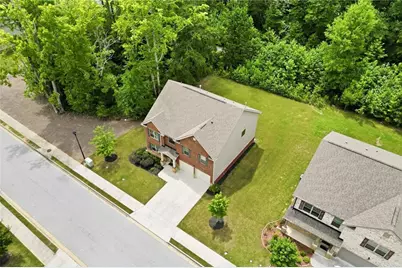 3132 Hawthorn Farm Boulevard, Loganville, GA 30052 - Photo 4