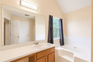 6049 Hitt Lake Trail, Stone Mountain, GA 30087 - Photo 16