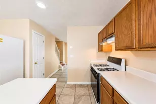 6049 Hitt Lake Trail, Stone Mountain, GA 30087 - Photo 8