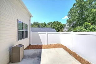 560 Windcroft Cir NW, Acworth, GA 30101 - Photo 32