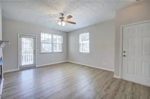 560 Windcroft Cir NW, Acworth, GA 30101 - Photo 8