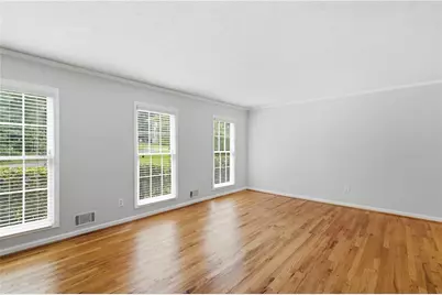 471 Surrey Place, Marietta, GA 30068 - Photo 8