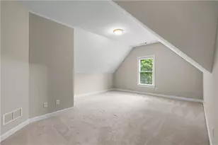 340 Broadmoor Dr, Fayetteville, GA 30215 - Photo 14