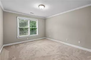 340 Broadmoor Dr, Fayetteville, GA 30215 - Photo 22