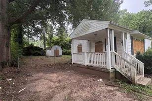 4185 Hanes Dr, Decatur, GA 30035 - Photo 2