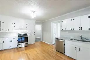 4715 S Lee St, Buford, GA 30518 - Photo 6