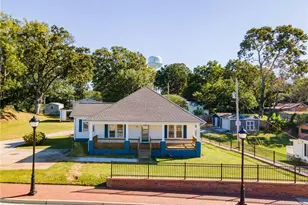 4715 S Lee St, Buford, GA 30518 - Photo 1