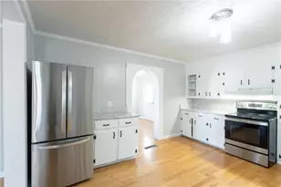 4715 S Lee St, Buford, GA 30518 - Photo 10