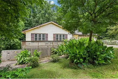 4728 N Springs Court NW, Kennesaw, GA 30144 - Photo 2