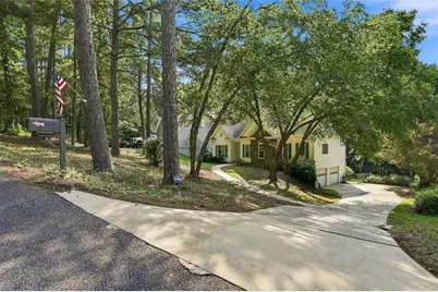 5905 Virginia Drive, Cumming, GA 30041 - Photo 4