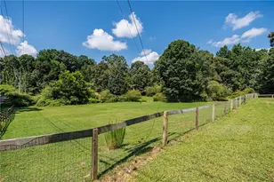 2140 Wilkie Rd, Alpharetta, GA 30004 - Photo 10